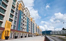 Dreamscape Apartment @ Golden Hill